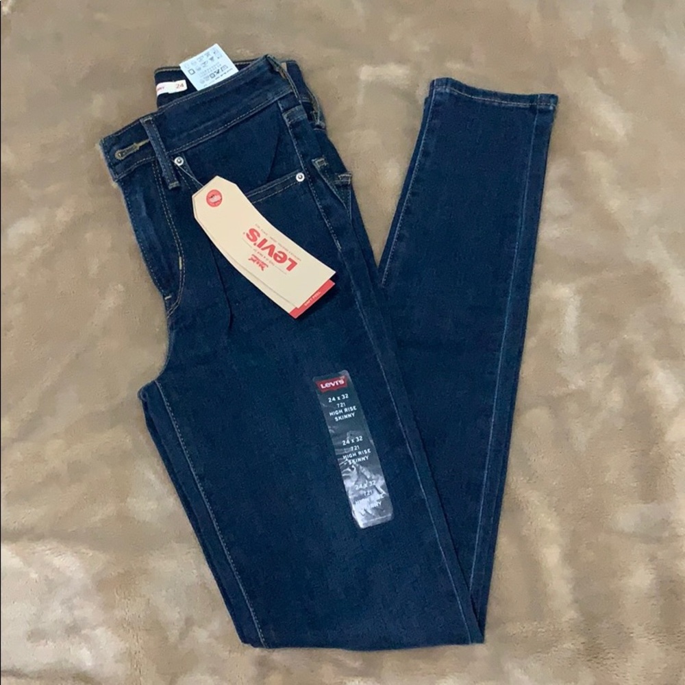 Levi’s High Rise Skinny Jeans